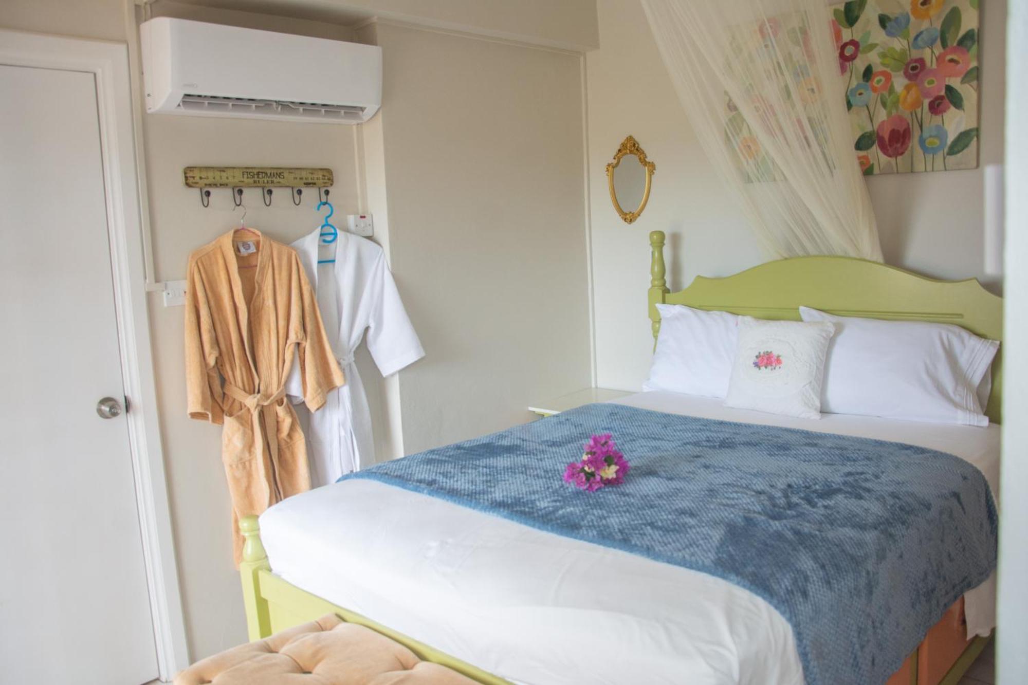 Mountain View Apartments Gros Islet Exterior photo